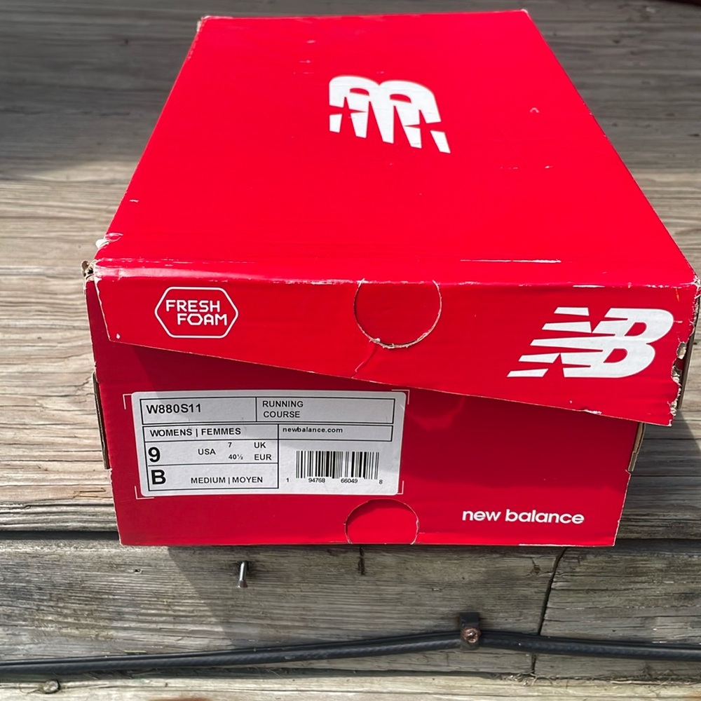 New Balance 880 Fresh Foam Running Sneakers